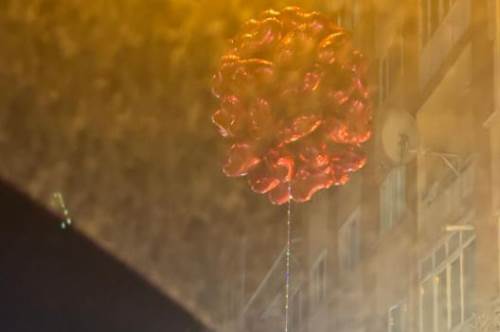 Eskişehir'de renkli ışıklı balonlar şehre canlılık kattı