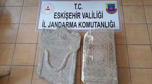 Eskişehir'de Roma dönemine ait mermer ele geçirildi