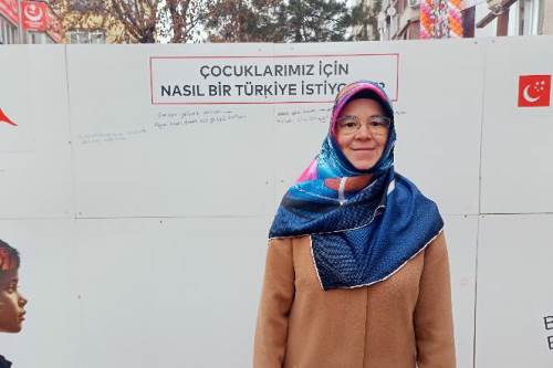 Eskişehir'de Saadet Partisi'nden dert duvarı etkinliği