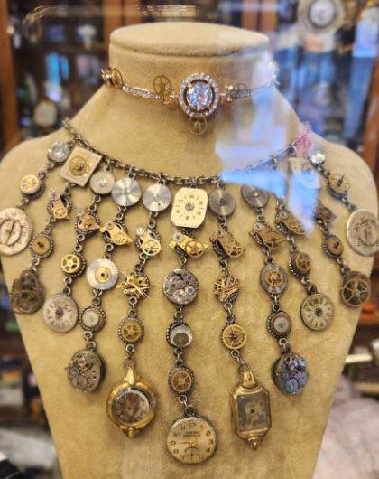 Eskişehir'de saat ustasından zamana meydan okuyan sanat