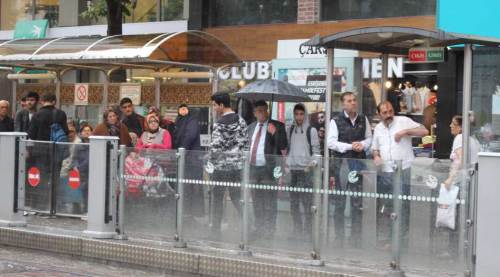 Eskişehir’de sağanak alarmı: Meteoroloji uyardı!