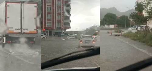 Eskişehir’de sağanak Sivrihisar'ı da vurdu!