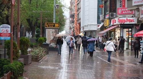 Eskişehir’de sağanak yağış ve fırtına uyarısı!