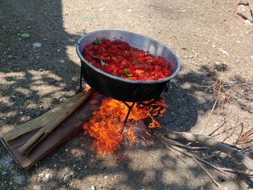 Eskişehir’de salça kazanları kaynamaya başladı