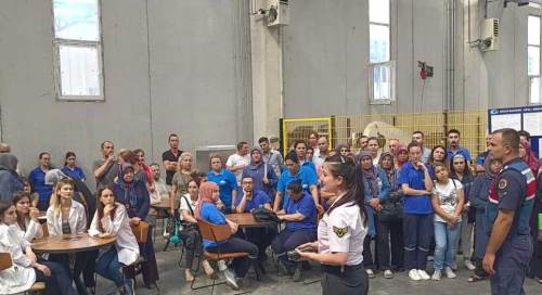 Eskişehir'de sanayi personelleri kadına şiddetle ilgili bilgilendirildi