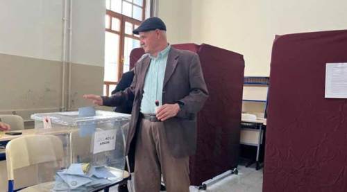 Eskişehir'de sandığa ilk giden onlar oldu