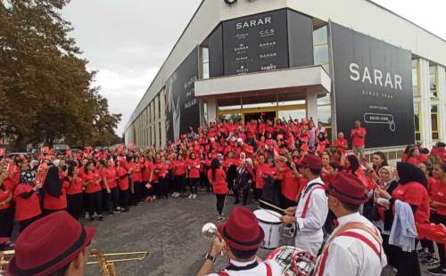 Eskişehir'de Sarar'dan Cumhuriyetin 100. Yılına özel kutlama