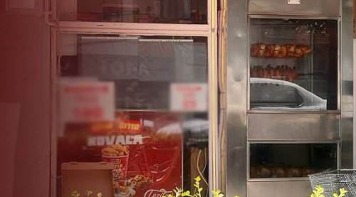 Eskişehir’de şarküteri dükkanının camındaki fiyatlar şaşırttı