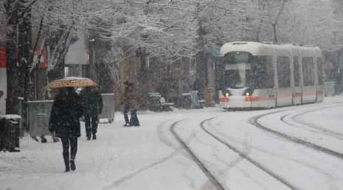 Eskişehir'de şaşırtan hava: Kar geliyor!