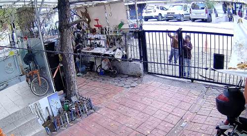 Eskişehir'de şaşırtan hırsızlık: "İsteselerdi verirdim"