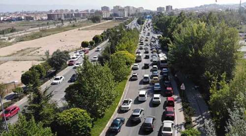 Eskişehir'de şaşırtan trafik