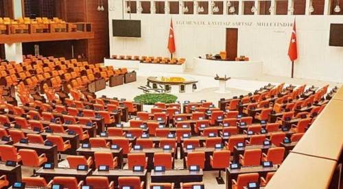 Eskişehir'de sayıları 7 oldu: Tart oradan iki kilo milletvekili!