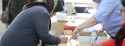 Eskişehir’de seçimi yoğunluğu: Binlerce kişi oy kullandı