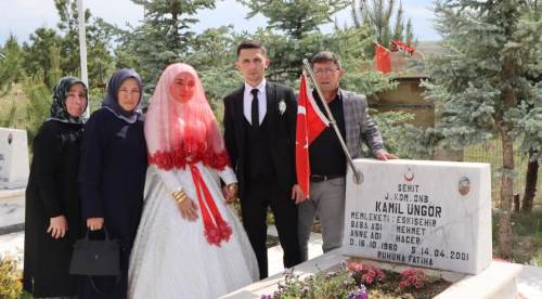 Eskişehir'de şehit ailesinin mutlu günü