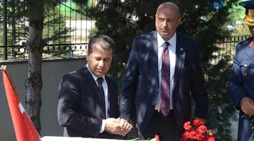 Eskişehir'de şehitler mezarları başında anıldı