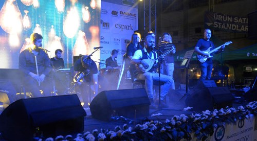 Eskişehir'de sempozyumda bağlama gecesi
