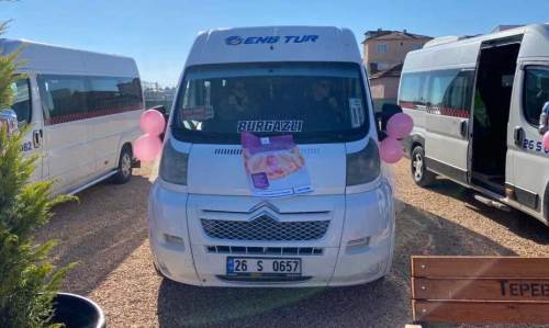 Eskişehir’de servis araçlarında meme kanseri farkındalığı