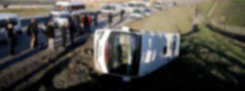 Eskişehir'de servis otobüsü devrildi: 10 yaralı