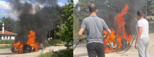 Eskişehir'de seyir halindeki araç alev topuna döndü!