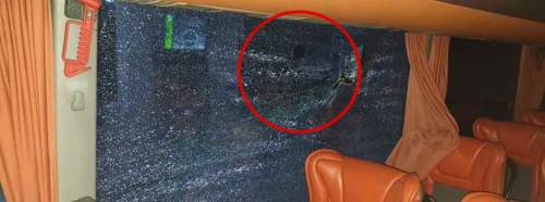 Eskişehir'de seyir halindeki otobüse taş