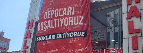 Eskişehir'de sezon indirimi: Mağazalara akın ettiler!