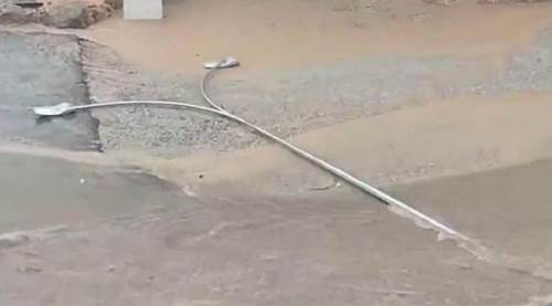 Eskişehir'de şiddetine dayanamadı devrildi! 