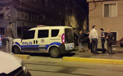 Eskişehir'de sinir krizi geçirince eline bıçağı aldığı gibi...