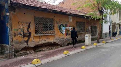 Eskişehir'de sokağın üzerindeki "ölüm tuzağı"