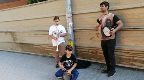 Eskişehir'de sokakları şenlendiriyorlar