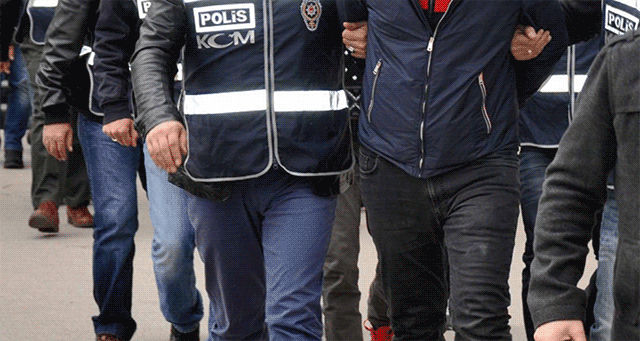 Eskişehir'de subaylar hakim karşısında