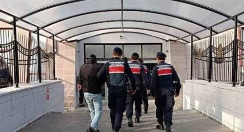 Eskişehir'de suçlu avında 71 kişi yakalandı!