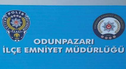 Eskişehir'de şüpheli aracın sürücüsünün üzerinden uyuşturucu çıktı