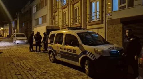 Eskişehir'de şüpheli ölüm: Cesedini yakınları buldu