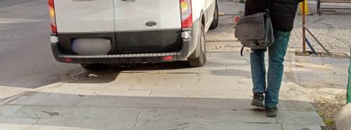 Eskişehir'de tehlike oluşturan kaldırım işgali!