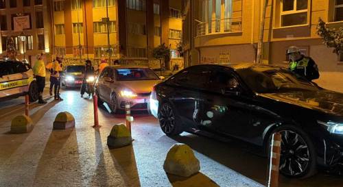 Eskişehir’de tek sokakta 200 bin TL’lik ceza! 55 araç yakayı ele verdi