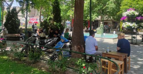 Eskişehir’de termometreler alarm veriyor! Vatandaş gölgeliğe kaçtı