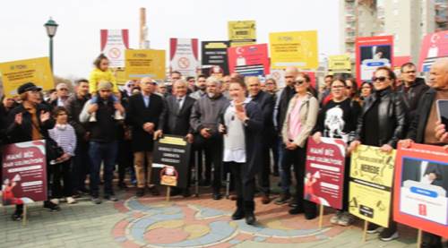 Eskişehir'de TOKİ mağdurları artık cevap istiyor!