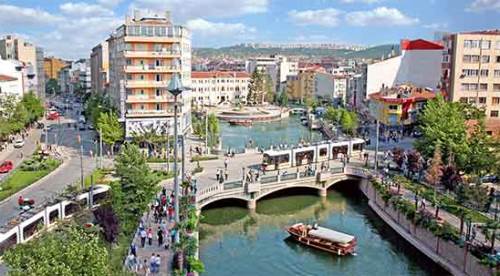 Eskişehir'de trafiğe kayıtlı araç sayısı arttı