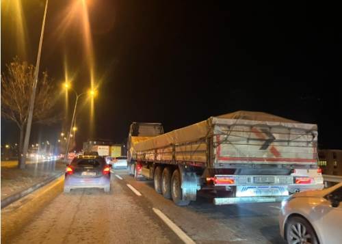 Eskişehir'de trafik akşam saatlerinde adeta duruyor