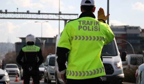 Eskişehir’de trafik denetimleri: 7 bin 416 ceza yazıldı