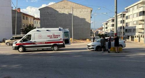 Eskişehir’de trafik kazası: Araçtaki kadın yolcu yaralandı