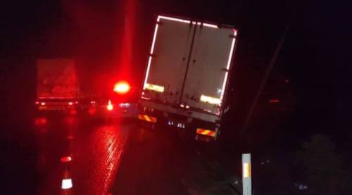 Eskişehir'de trafik kazası: Yoldan çıktı!