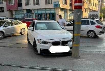 Eskişehir'de trafik kazası tramvay seferlerini aksattı