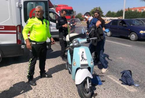 Eskişehir'de trafikte anlık hamle kazaya yol açtı: 2 kişi yaralandı
