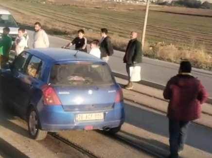 Eskişehir'de tramvay yolundaki kaza seferleri aksattı