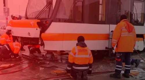 Eskişehir'de tramvayın çarptığı kişi hayatını kaybetti
