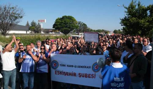 Eskişehir'de Türk Harb-İş Sendikası sokağa çıktı: Talebimiz çok açık!