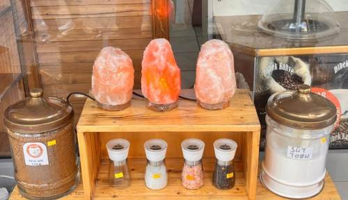 Eskişehir’de tuz lambaları popülerliğini artırıyor