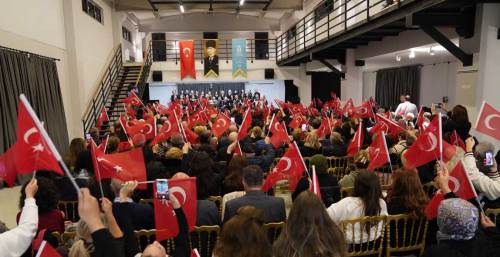 Eskişehir'de Ulu Önder Atatürk'ün sevdiği şarkılar söylendi