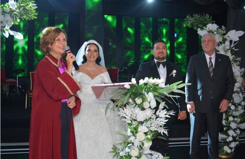 Eskişehir'de Ünlüce'nin kıydığı nikahta Dervişoğlu şahitlik yaptı!